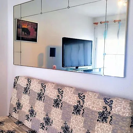Planta Baja Con Jardin, Amarre, Y Parking En Zona Tranquila De - Es-258-46 Apartment Roses