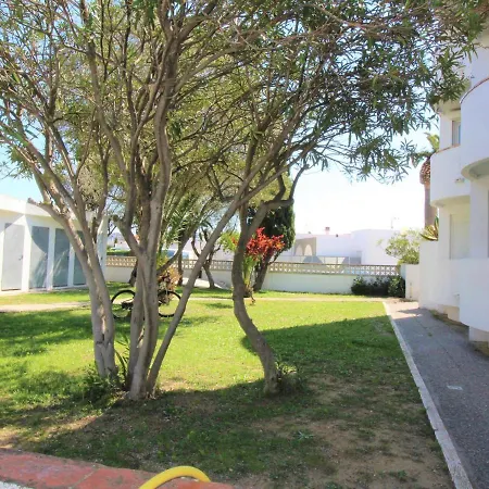 Planta Baja Con Jardin, Amarre, Y Parking En Zona Tranquila De - Es-258-46