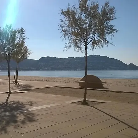 Apartment Planta Baja Con Jardin, Amarre, Y Parking En Zona Tranquila De - Es-258-46 Roses